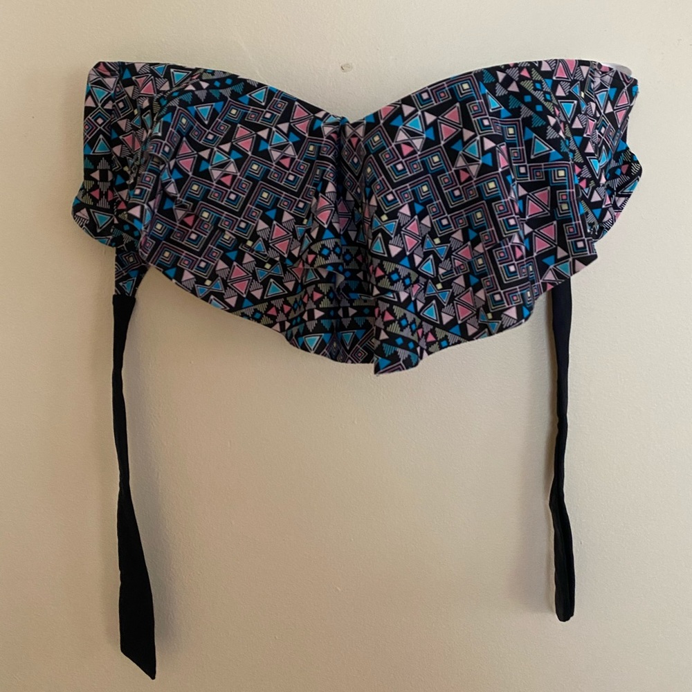 Strapless bikini top